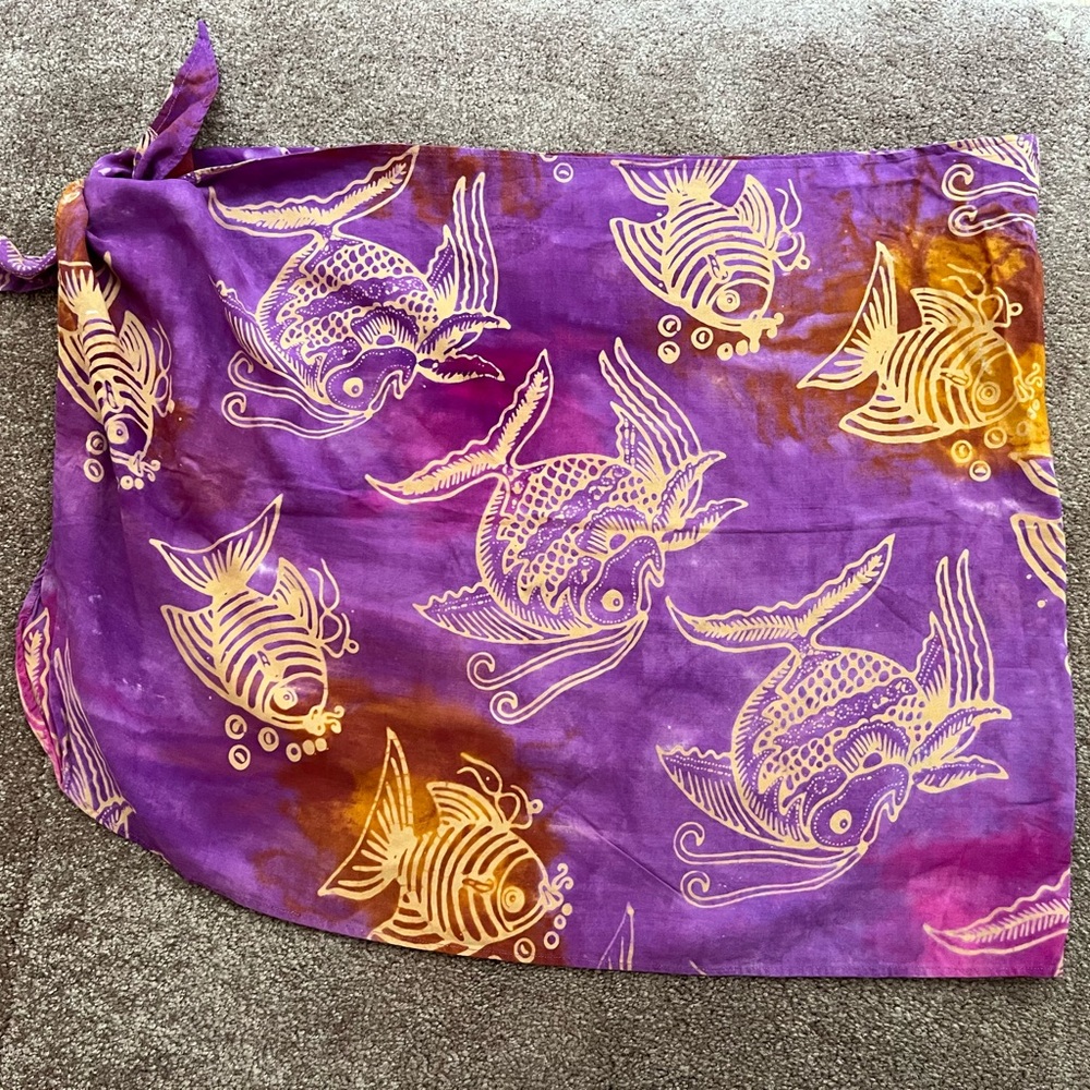 Vintage Fish Print Mini Sarong